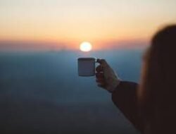 Tren Slow Living Meningkat di Kalangan Profesional Muda